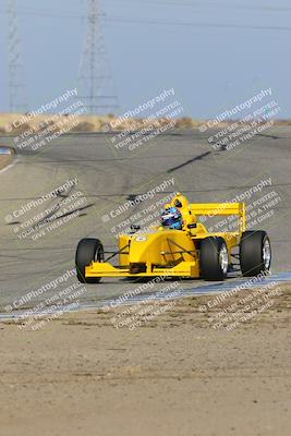 media/Nov-19-2022-CalClub SCCA (Sat) [[baae7b5f0c]]/Group 2/Race (Outside Grapevine)/